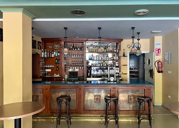 ゲストハウス Dormero Y 2*